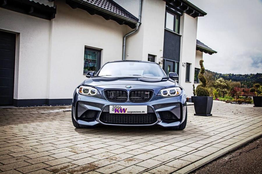  BMW M2 Coupe by Armytrix 2016 года  (фото 2 из 6)